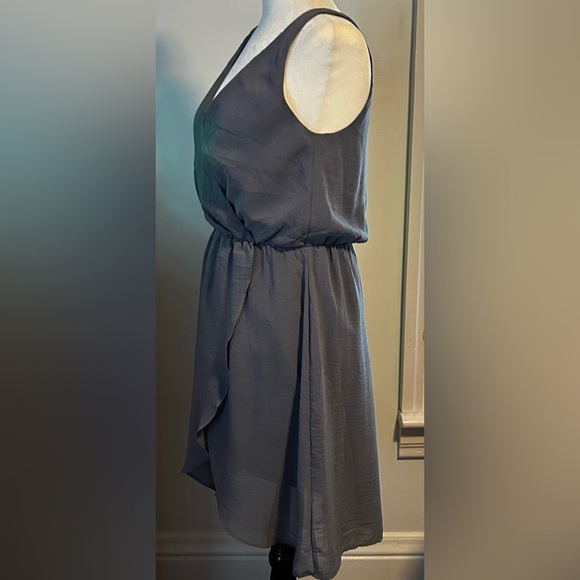 H&M Chic Gray Sleeveless Midi Dress - Picture 5 of 9